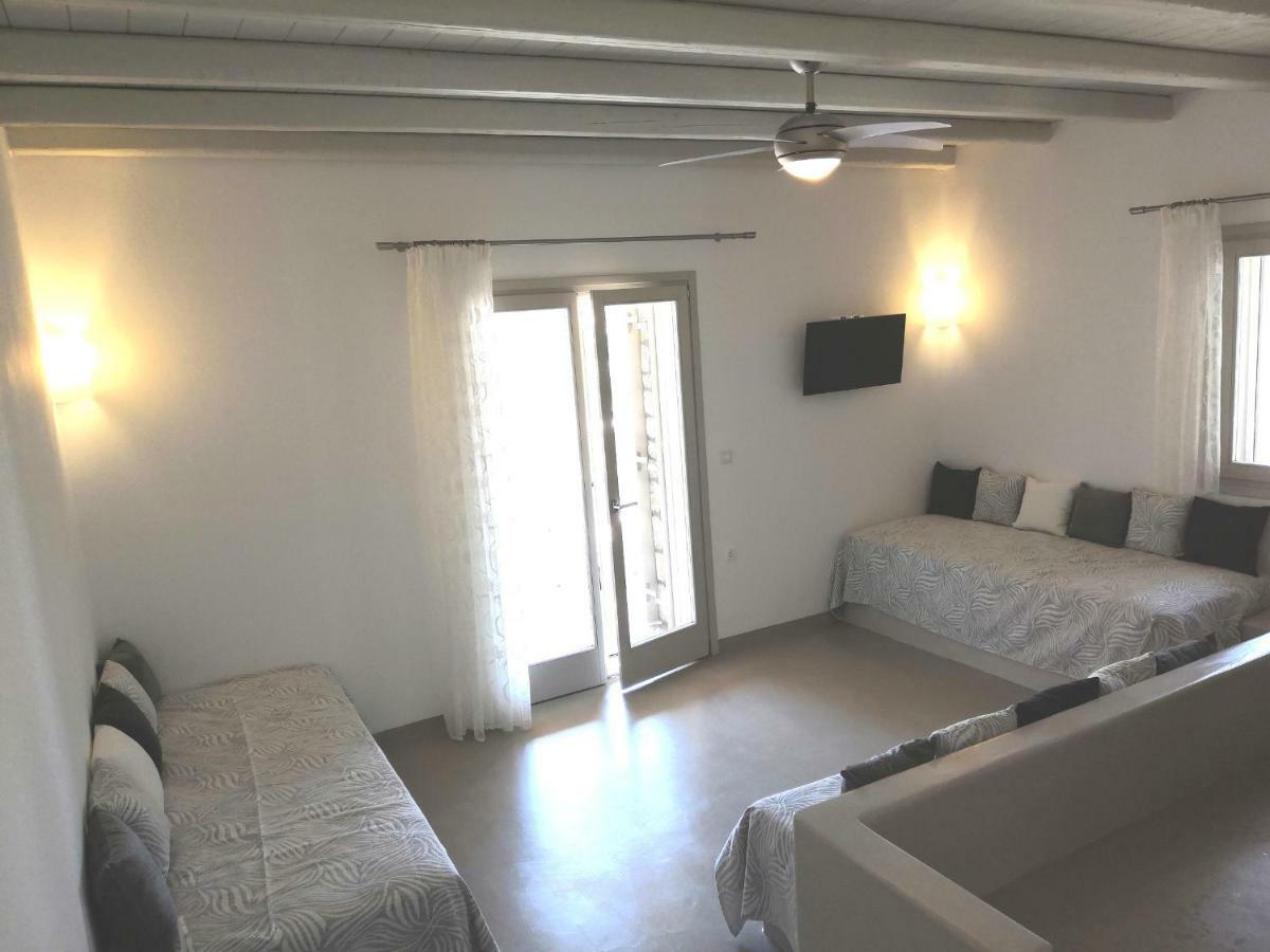 Notos Villa Schoinoussa エクステリア 写真